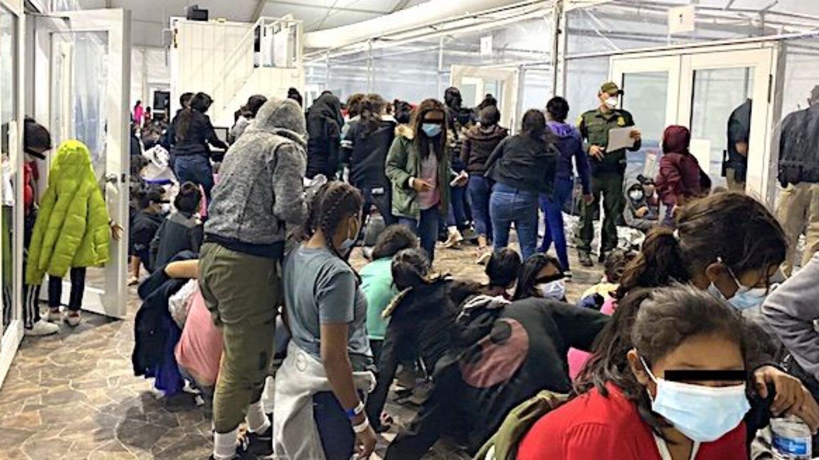 BORDER INSECURITY 95,000 illegal immigrants released into U.S. with no court date Unauthorized migrants exploded under Biden's administration 100 Percent Fedup https://100percentfedup.com/chaos-at-the-border-95000-illegal-immigrants-released-in-to-the-us-with-no-court-date/